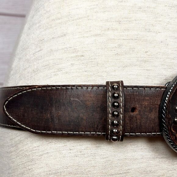 JOSE LUIS Spain Vintage Brown Leather Studded Etched Leather Buckle Belt size 34 - Picture 6 of 15